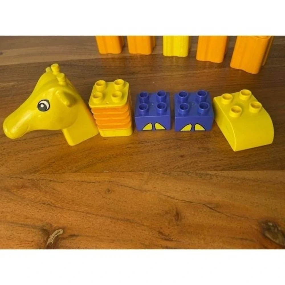 LEGO Duplo Giraffe 2002 Replacement Pieces Lot of 10 Yellow Orange Purple Bricks
